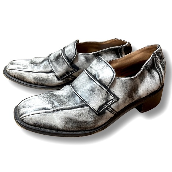 Rare Men’s 90’s VTG dress shoes! main image 4
